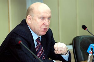 В.Шанцев вручил награды жителям Выксунского района
