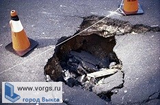 Администрация города Выкса отправит средства на ремонт дорог
